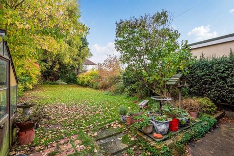 140 Court Road, Orpington, BR6 0PY