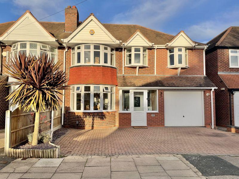 Orton Avenue, Sutton Coldfield, B76 1JJ 4 bed semidetached house for sale £450,000
