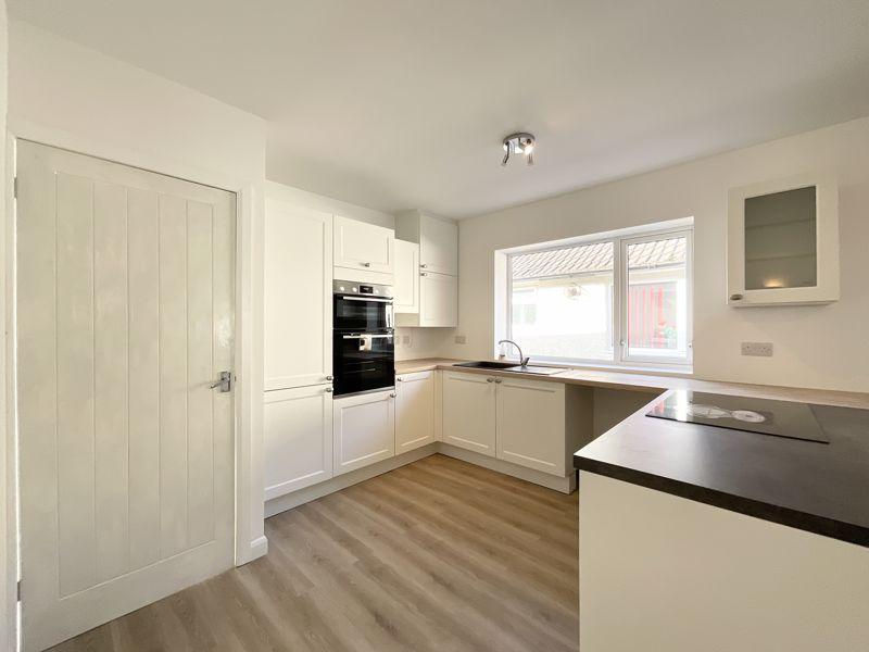 Ludlow Avenue, Crewe, Cheshire 2 bed semidetached bungalow £190,000