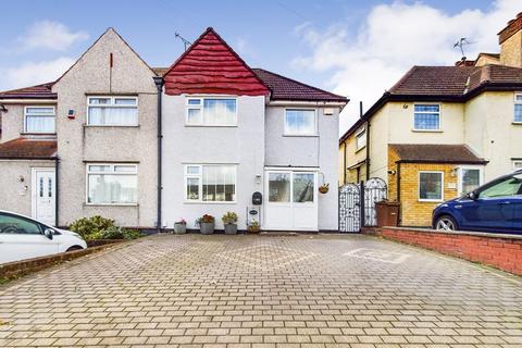 120 High Street, Aveley, South Ockendon, RM15 4BX