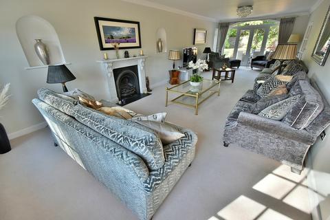 4 bedroom detached house for sale - Dane Drive, West Parley, Ferndown, BH22