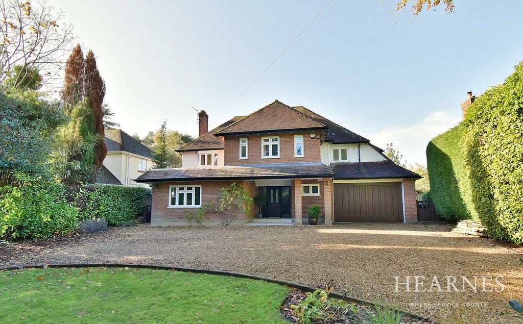 Dudsbury Road, West Parley, Ferndown, BH22 6 bed detached house £