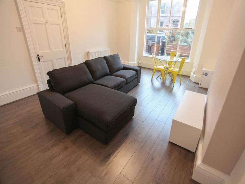 Sandown Lane [3 bed], Wavertree, Liverpool 3 bed house share £1,430