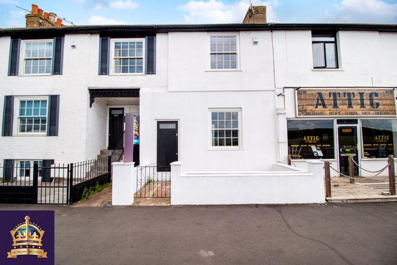 Eastern Esplanade, SouthendOnSea 3 bed terraced house for sale £325,000
