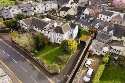 3 bedroom detached house for sale, New Road, Crickhowell, NP8