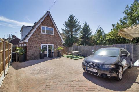 Gable Cottage Sandy Lane, Westerham, TN16 1EB