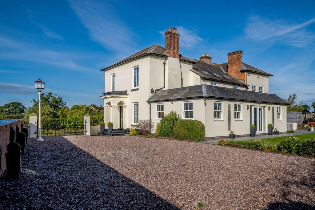Northwood, Shrewsbury, Shropshire, SY4 6 bed detached house for sale