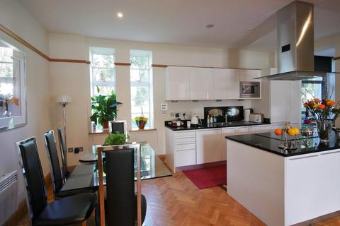 1 bedroom flat for sale - Hayes Road, Sully