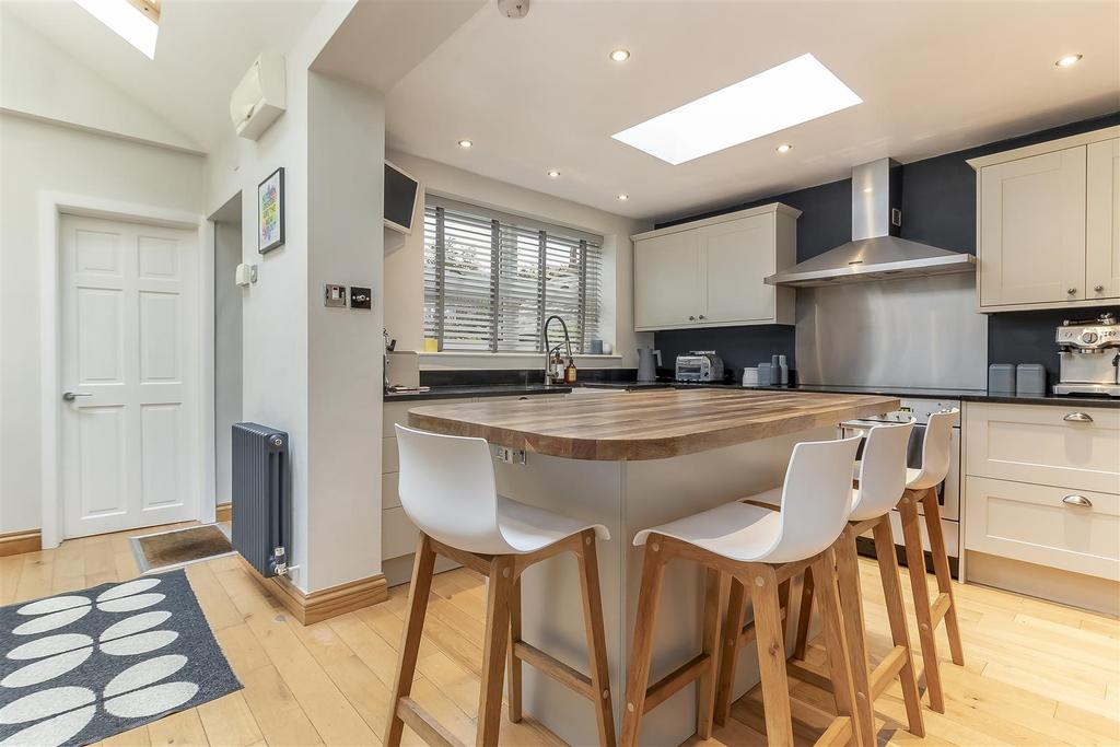 Huby Park, Huby, Leeds 4 bed terraced house £625,000