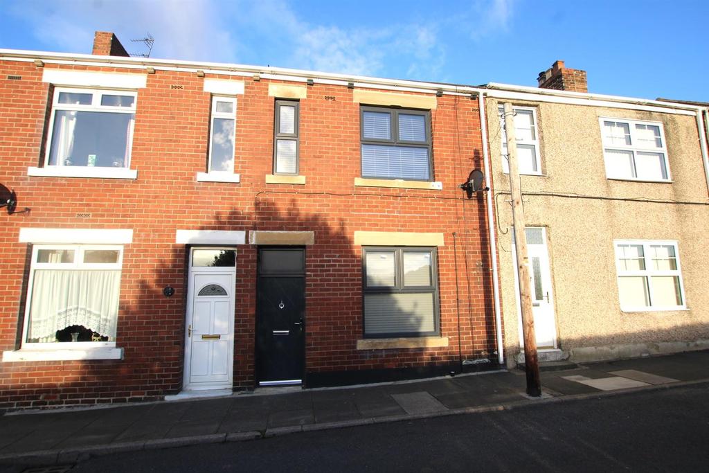 High Street, Byers Green, Spennymoor 2 bed terraced house £110,000