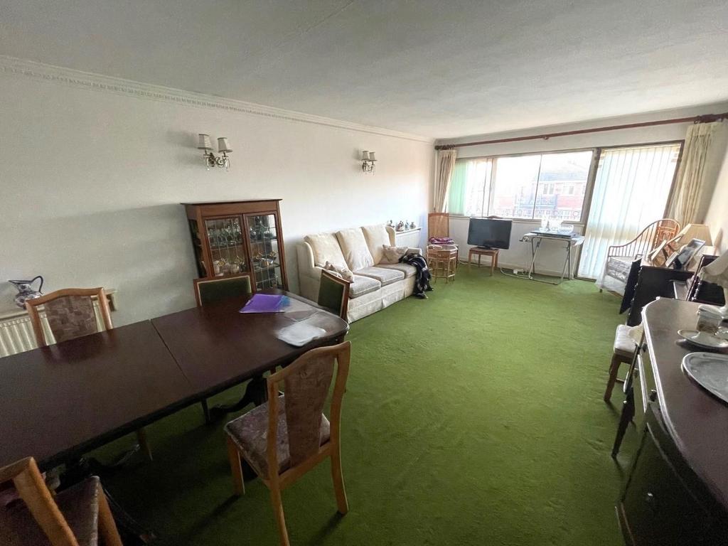LIVING ROOM.jpg