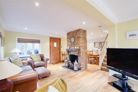 Marigold Cottage Bumbles Green Lane, Nazeing, Waltham Abbey, EN9 2SG