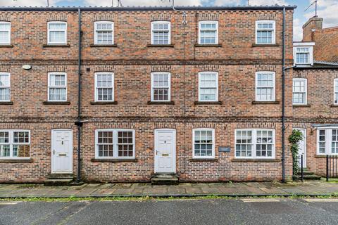 4 bedroom terraced house for sale - Aldwark, York