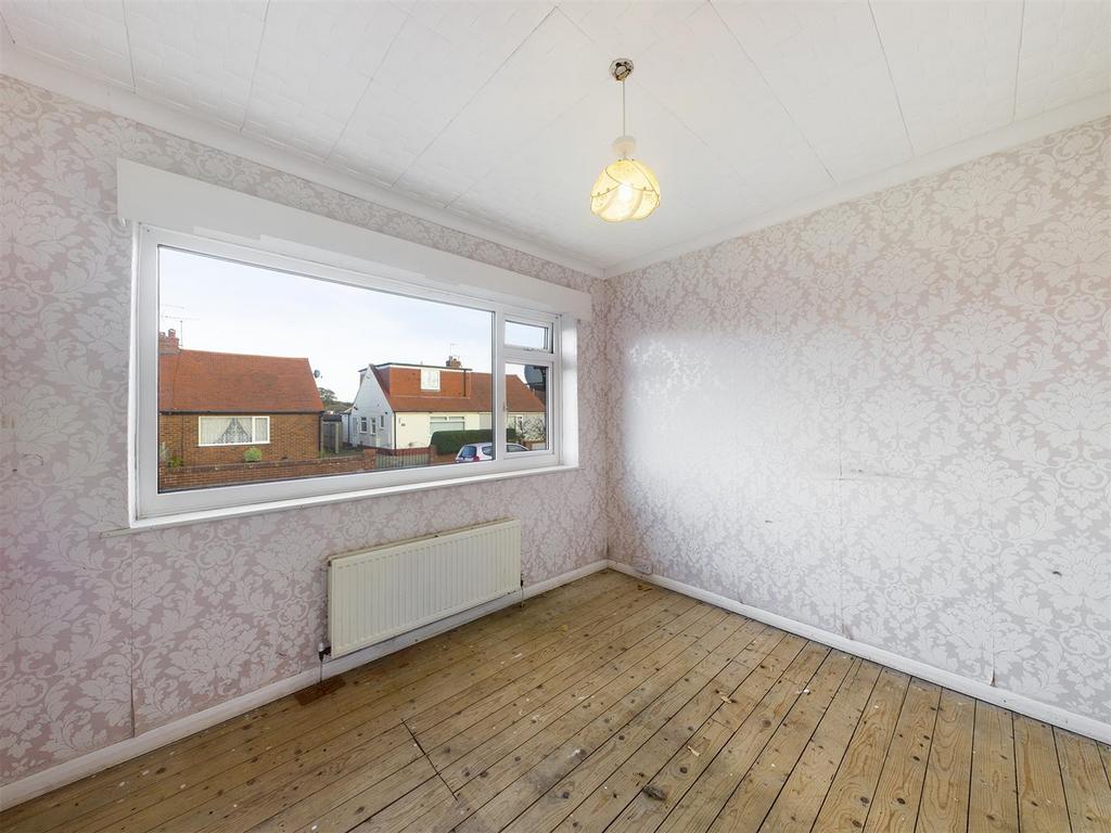 Bedroom:
