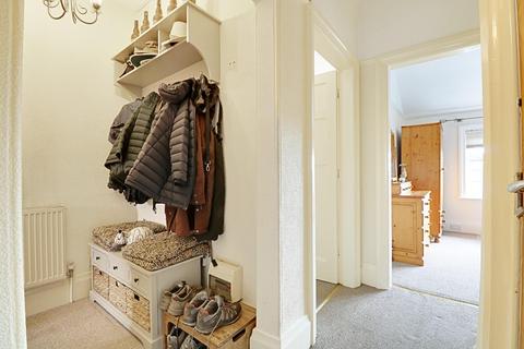 Flat 2, Redlands Billams Hill, Otley, LS21 2DZ