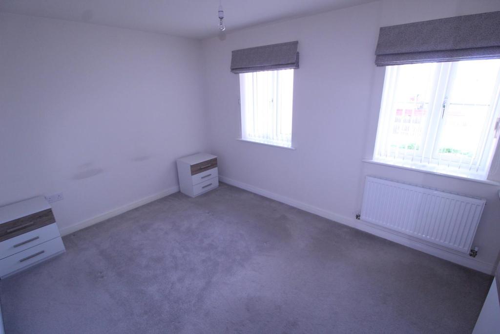 Master Bedroom.JPG