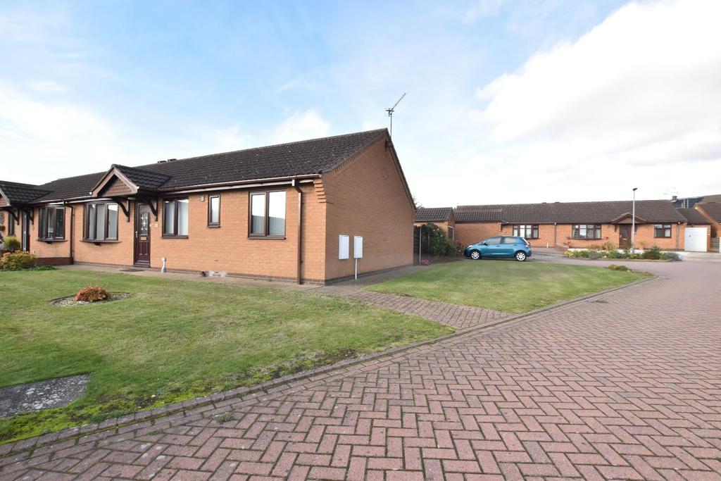 Nursery Close, Scunthorpe 3 bed semidetached bungalow £215,000