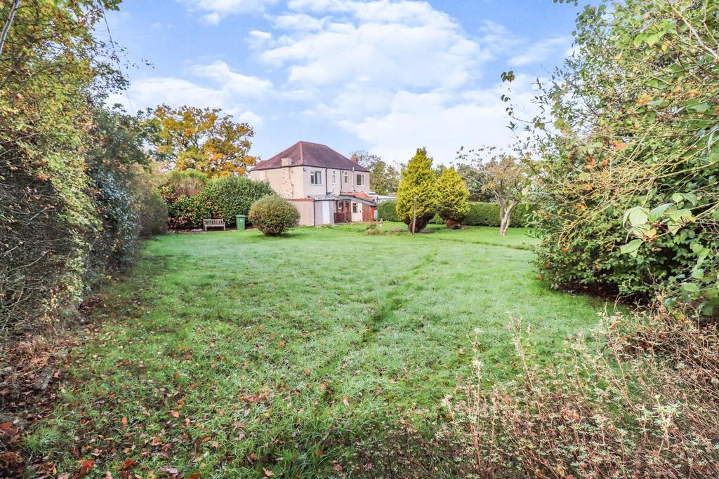 Wood End Lane, Fillongley, Coventry 3 bed semidetached house £295,000