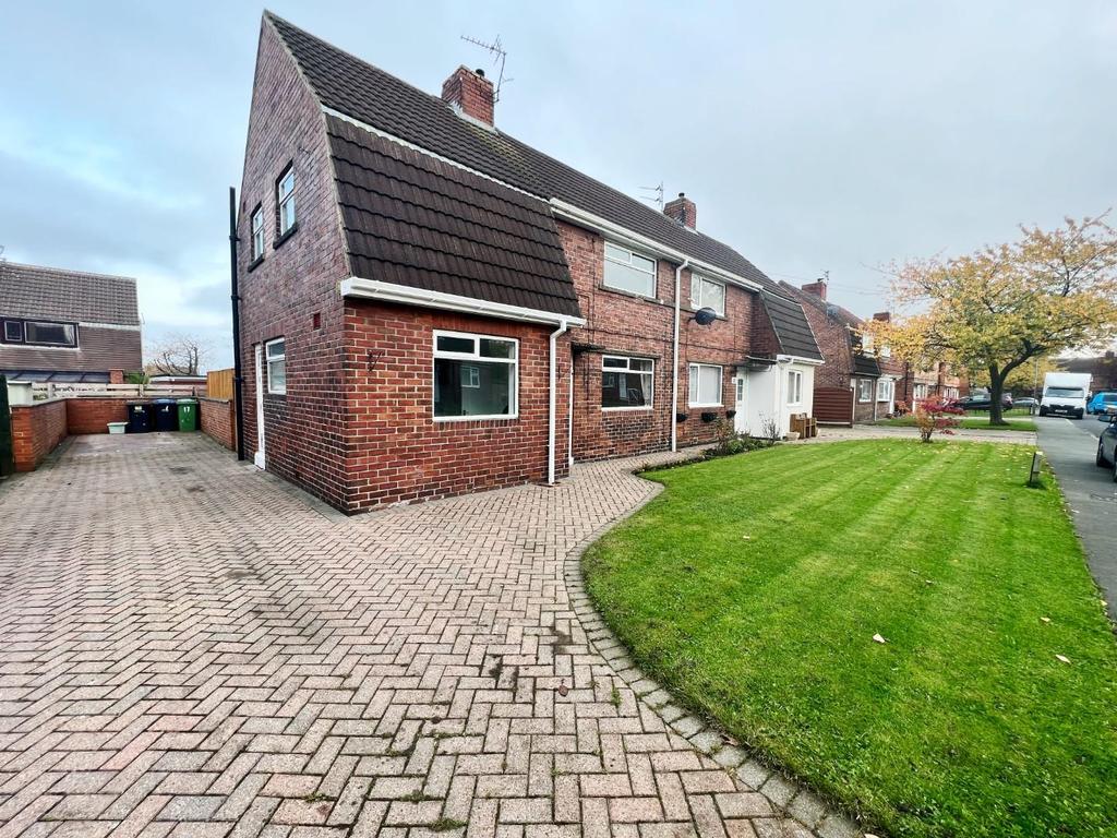 Ash Grove, Spennymoor 3 bed semidetached house for sale £89,995