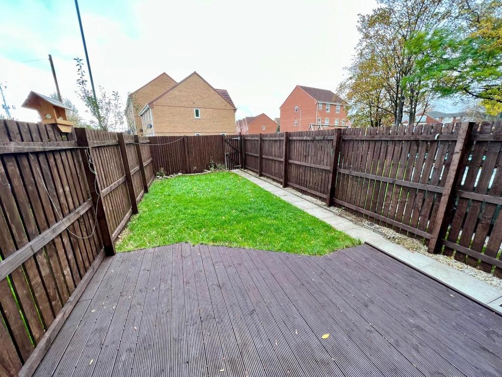 Millbank Lane, Thornaby 4 bed terraced house £750 pcm (£173 pw)