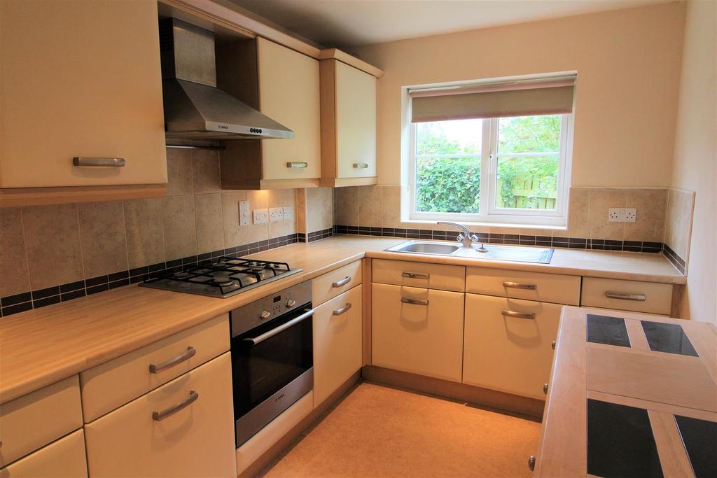 Baildon Way, Skelmanthorpe, Huddersfield 2 bed flat £625 pcm (£144 pw)