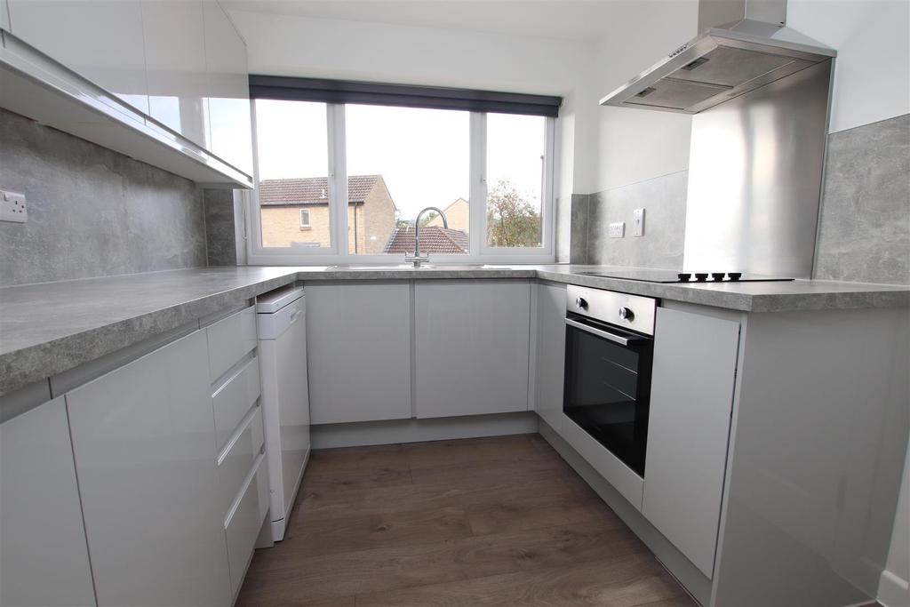 Langdon Road, Bath 6 bed detached house £3,750 pcm (£865 pw)