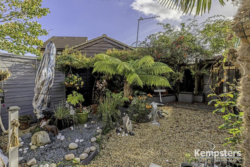 Rear Garden 2.jpg