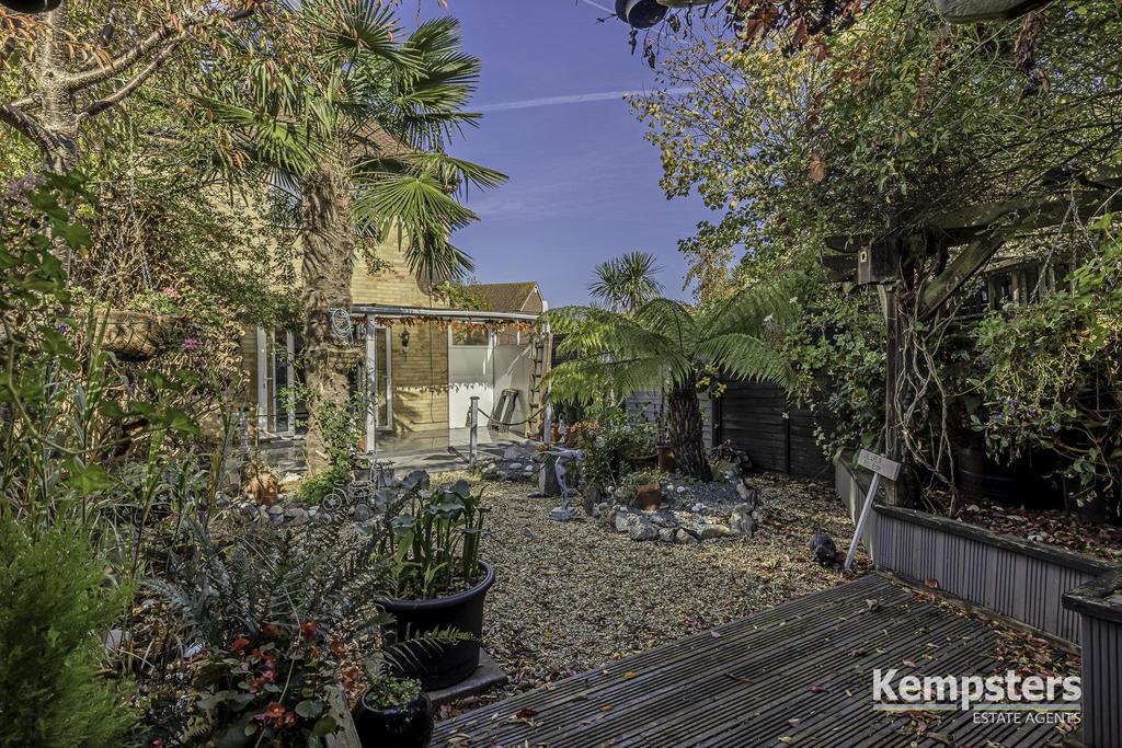 Rear Garden 4.jpg