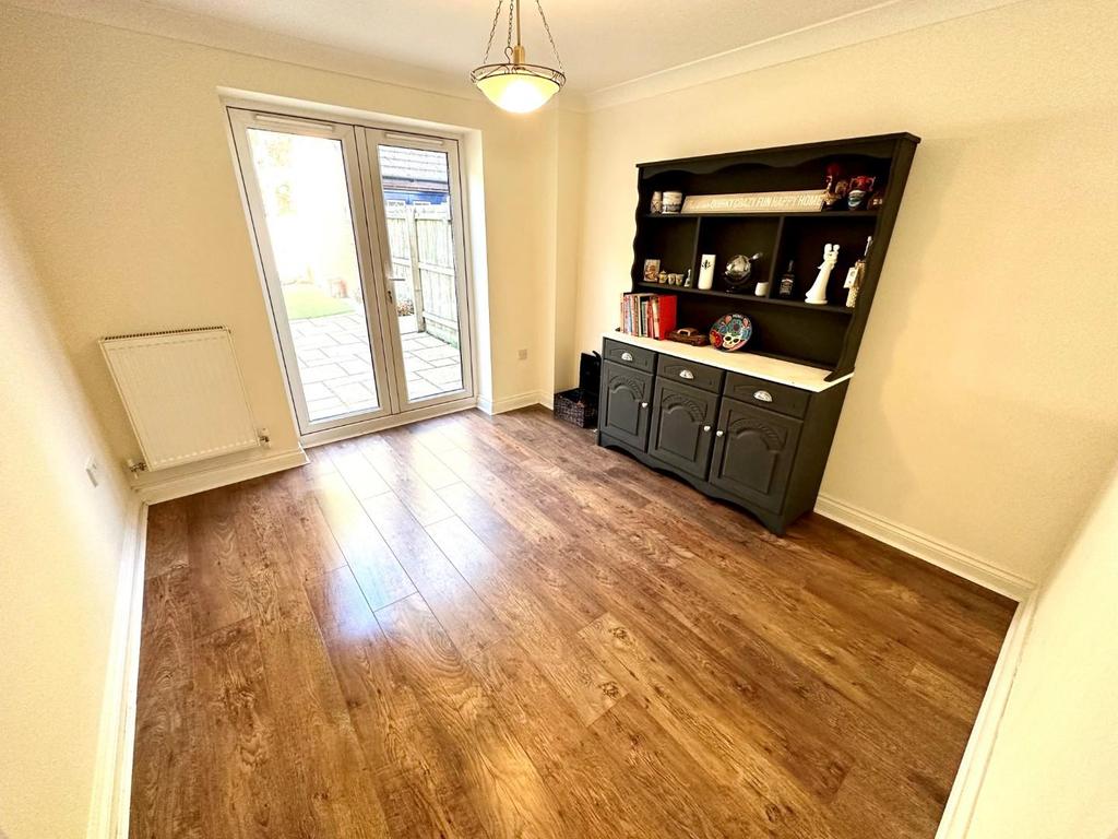 Dining Room.jpg