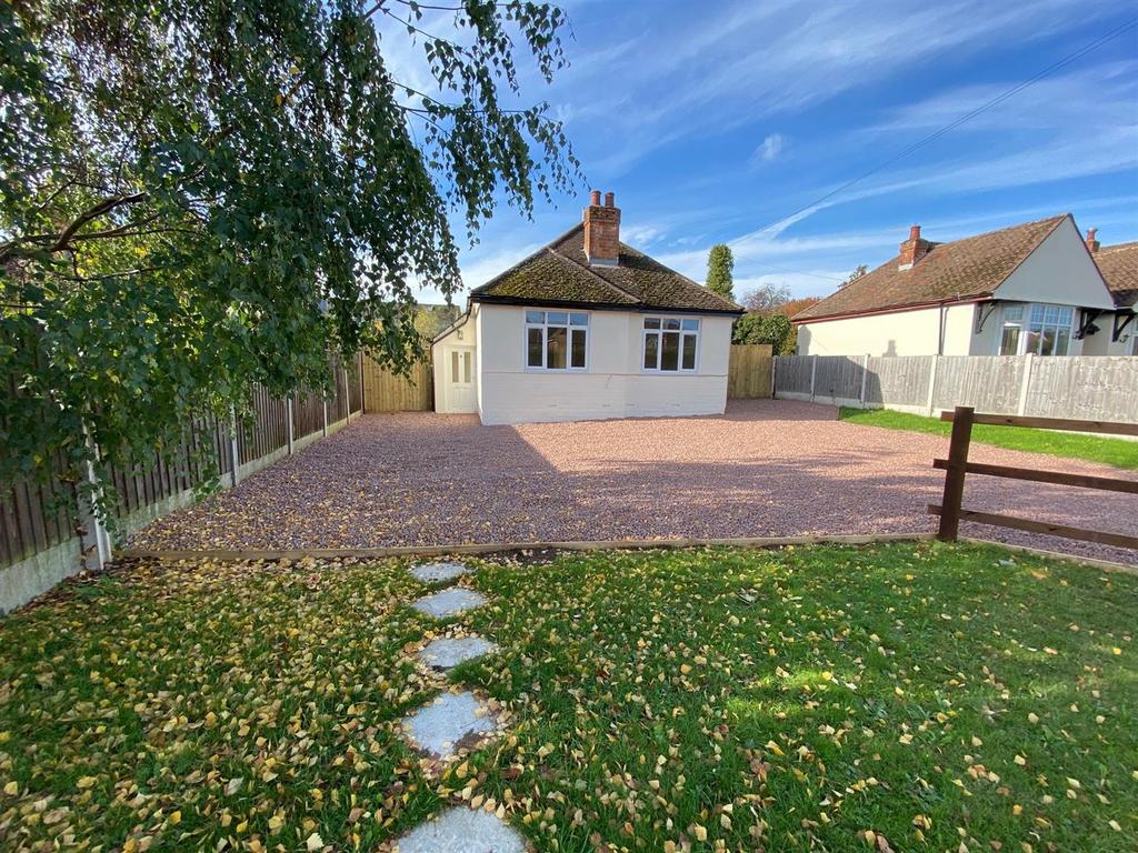 Pickersleigh Road, Malvern... 2 bed detached bungalow £325,000