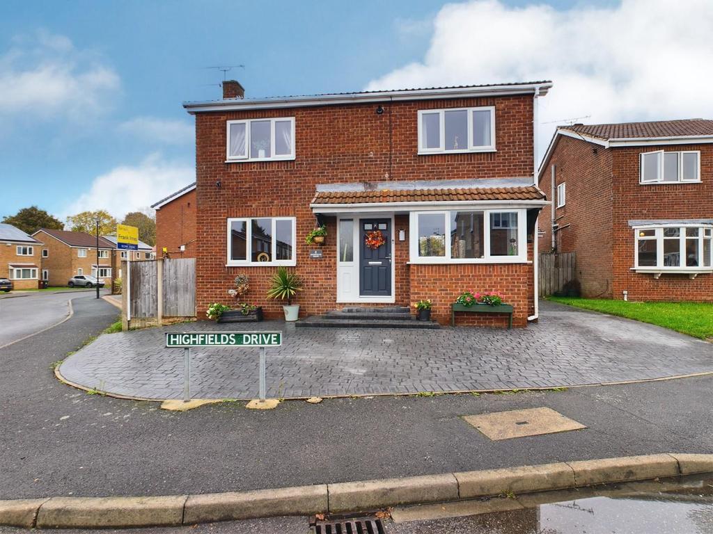 Highfields Drive, Holmewood... 3 bed detached house £230,000