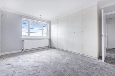 2 bedroom flat to rent, Upper Richmond Road West, East Sheen, SW14