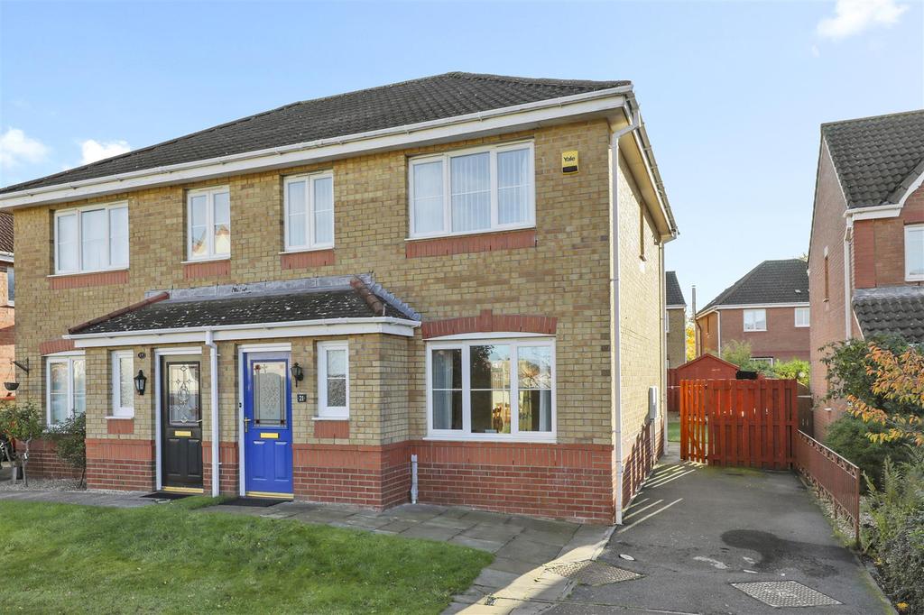 21 David Crescent, Dunfermline, KY11 8HZ 3 bed semidetached house £
