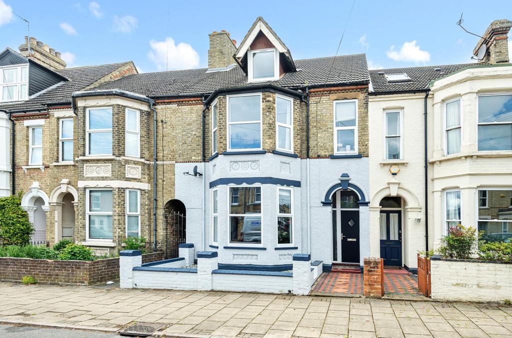 Clarendon Street, Bedford 4 bed terraced house £550,000