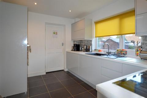 31 Abbey Gate, Morpeth, NE61 2XN