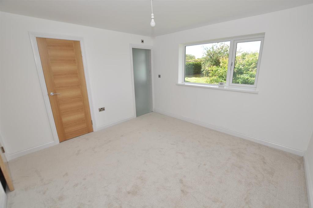 Master Bedroom 3