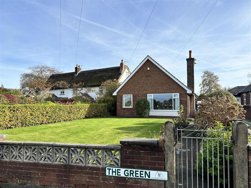 Almar, Bryning Lane, Wrea Green 2 bed detached bungalow for sale £575,000