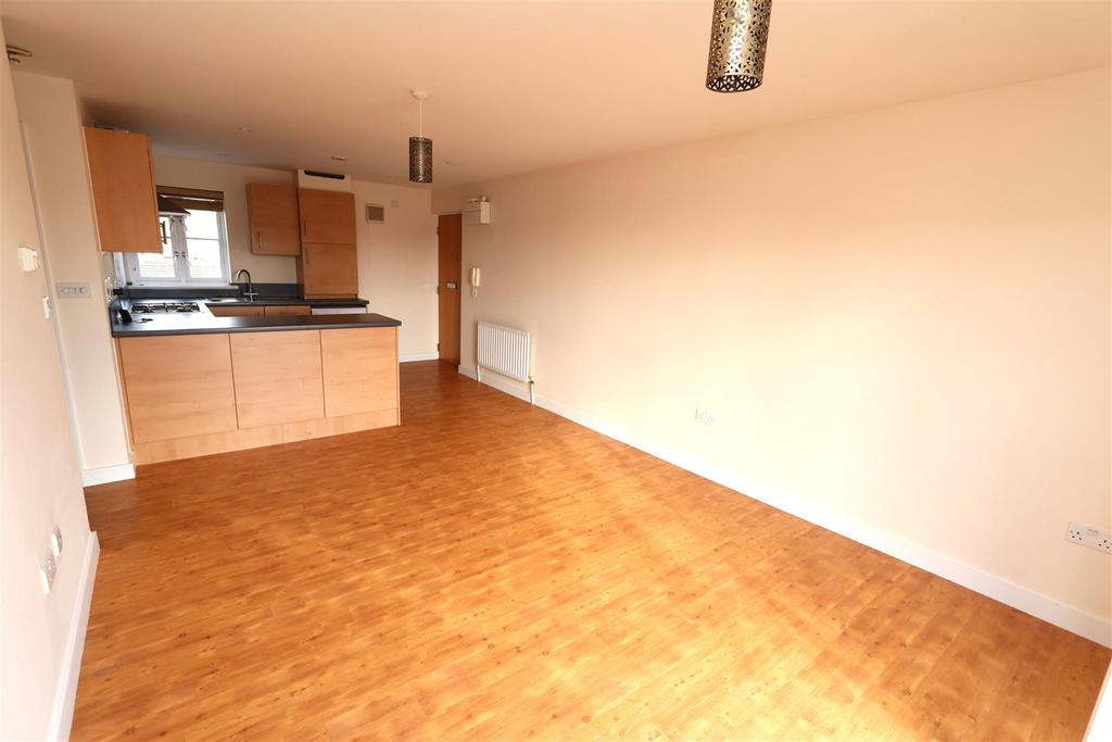 Open plan kitchen diner/living area