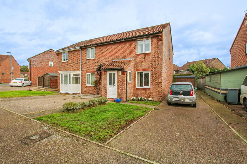 Pyehurn Mews, Thorpe Marriott 2 bed semidetached house £230,000