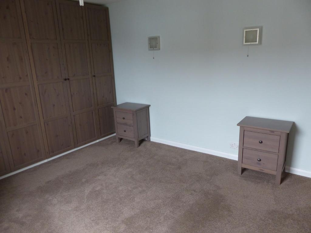 24 Park Road Bedroom 2.JPG