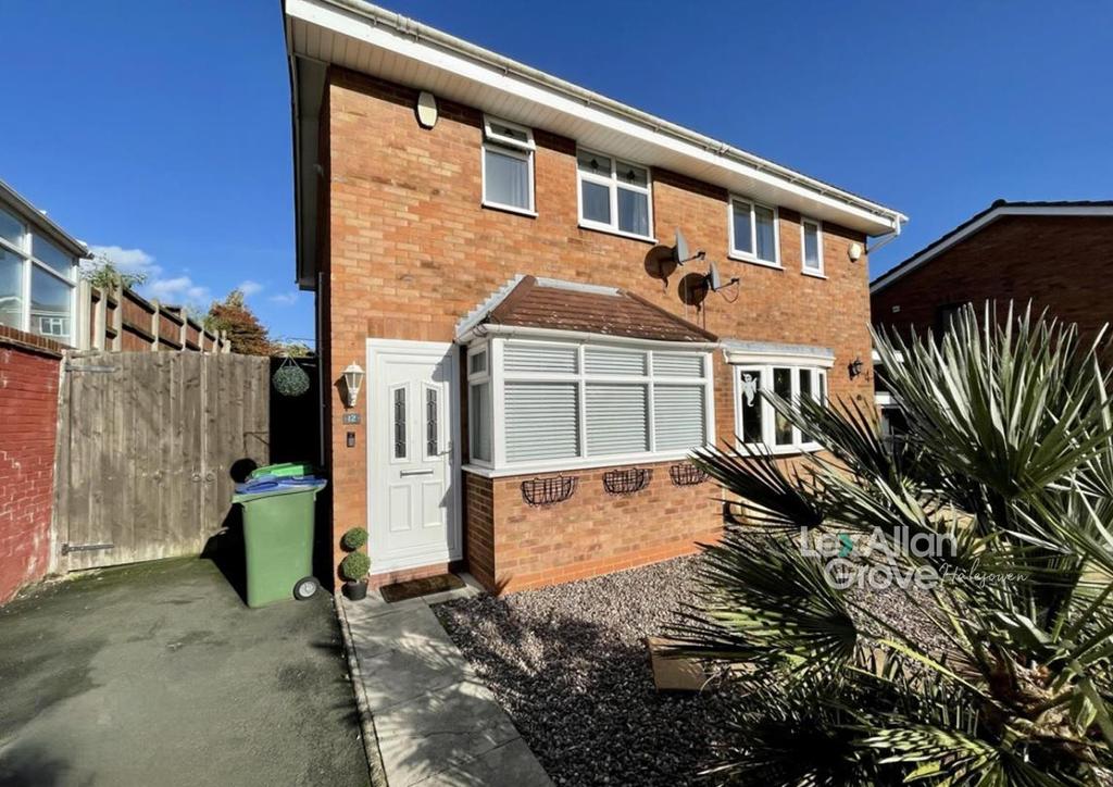 Lawton Close, Rowley Regis 2 bed semidetached house for sale £200,000