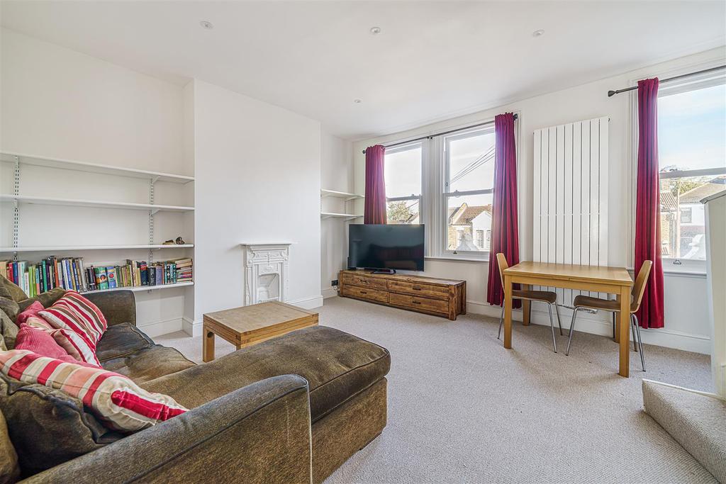 Auckland Hill, West Norwood, SE27 2 bed flat £450,000