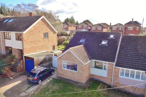 5 bedroom semi-detached house for sale - Downs View, Burham