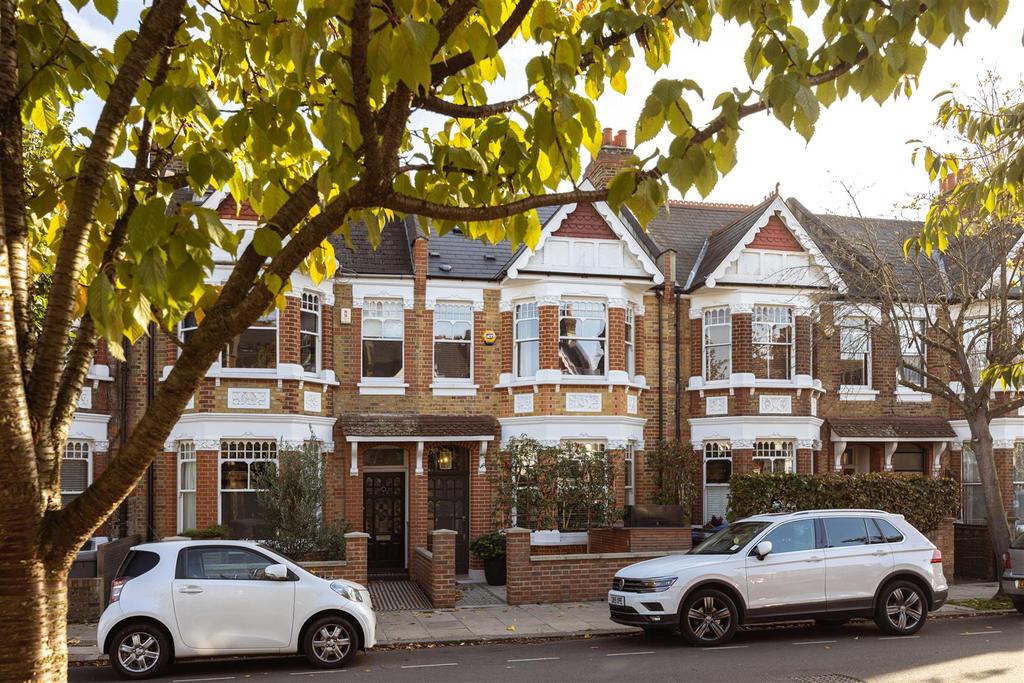 MDP2498 - Kempe Road NW6-36.jpg