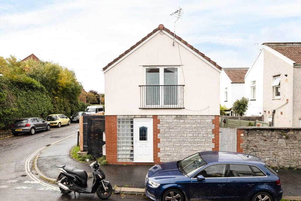 Alcove Road, Fishponds 2 bed detached house £280,000