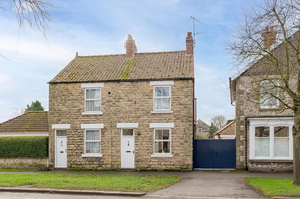 Eastgate, Pickering 3 bed semidetached house £750 pcm (£173 pw)