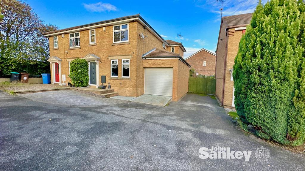 Grizedale Close, Forest Town, Mansfield 3 bed semidetached house £
