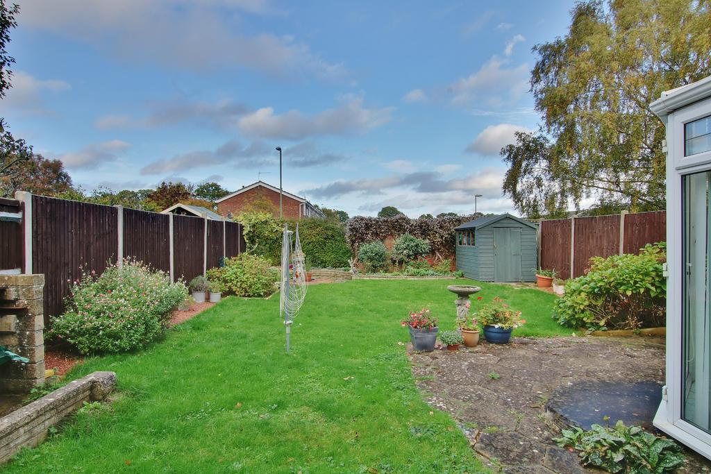 CALMORE, TOTTON 3 bed detached house £425,000