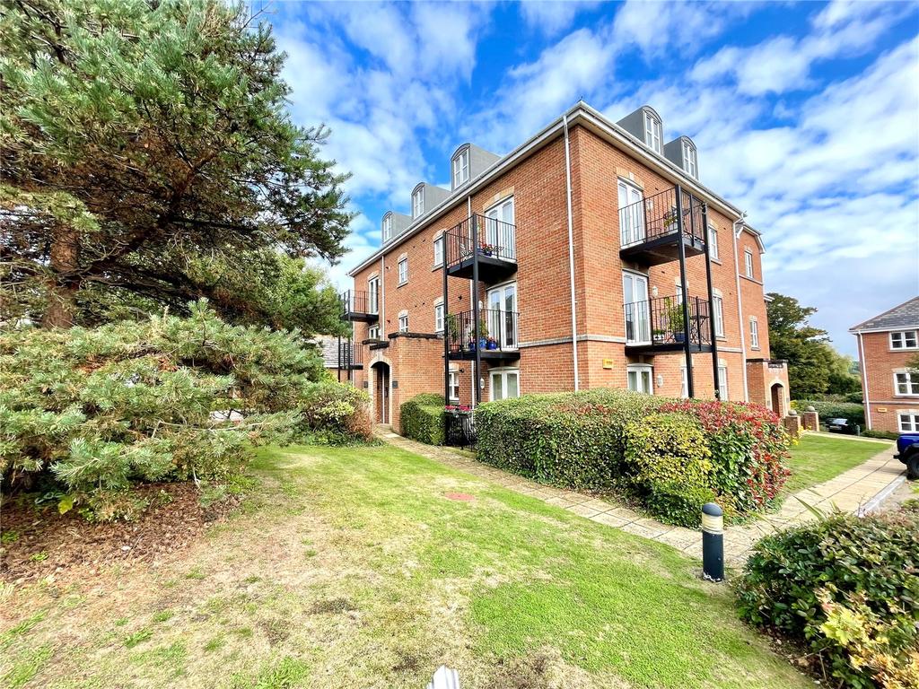 Brockenhurst Court Hillcroft Close, Hillcroft Close, Lymington