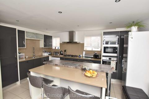 undefined, Bayntun Drive, Lee On The Solent